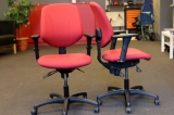 Multifunkcionāli biroja krēsli