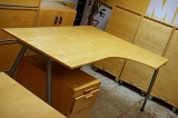 160x120cm biroja galds ar hromētām kājām